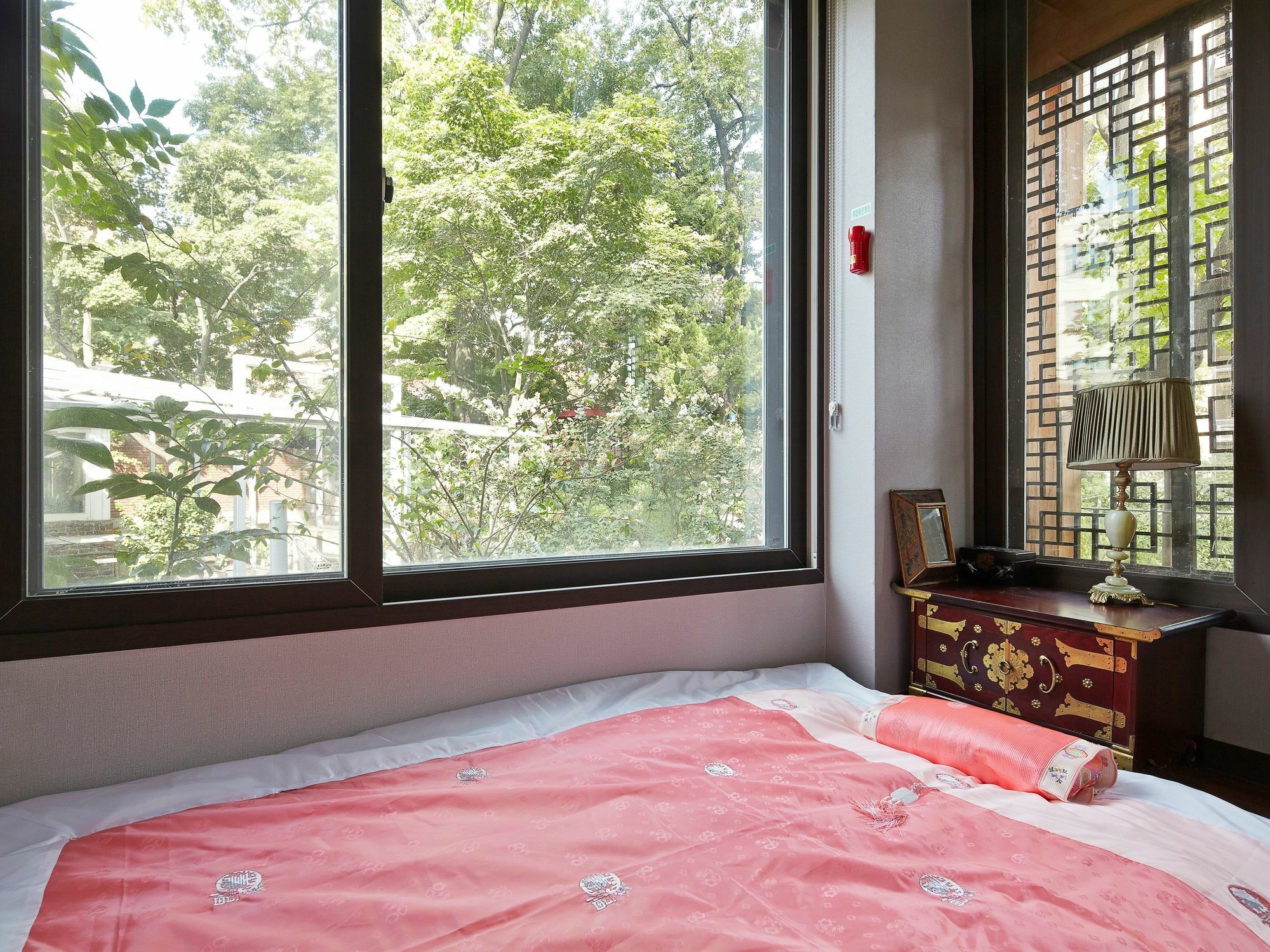 Jiwoljang Guesthouse Seoul Bagian luar foto