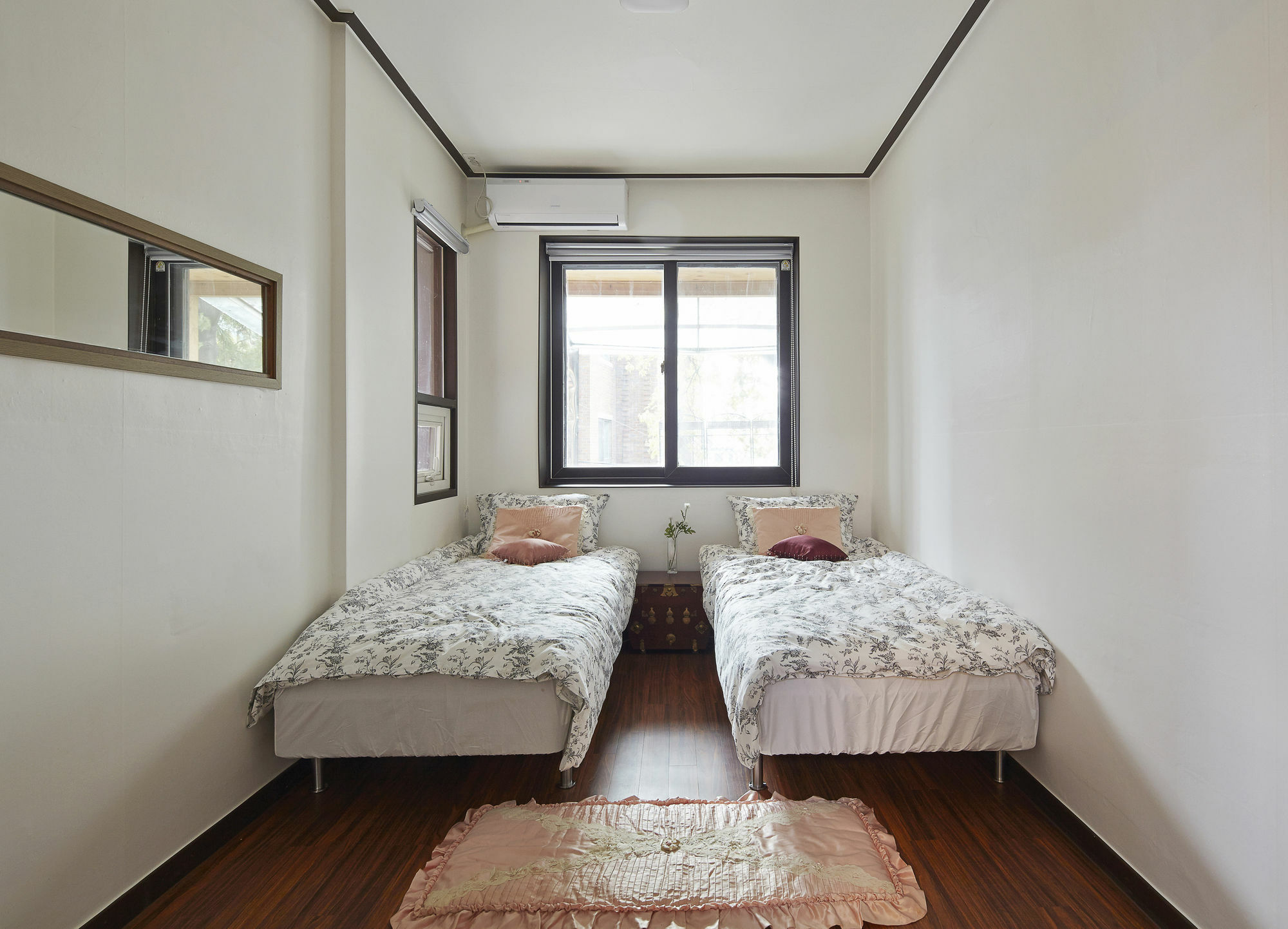 Jiwoljang Guesthouse Seoul Bagian luar foto